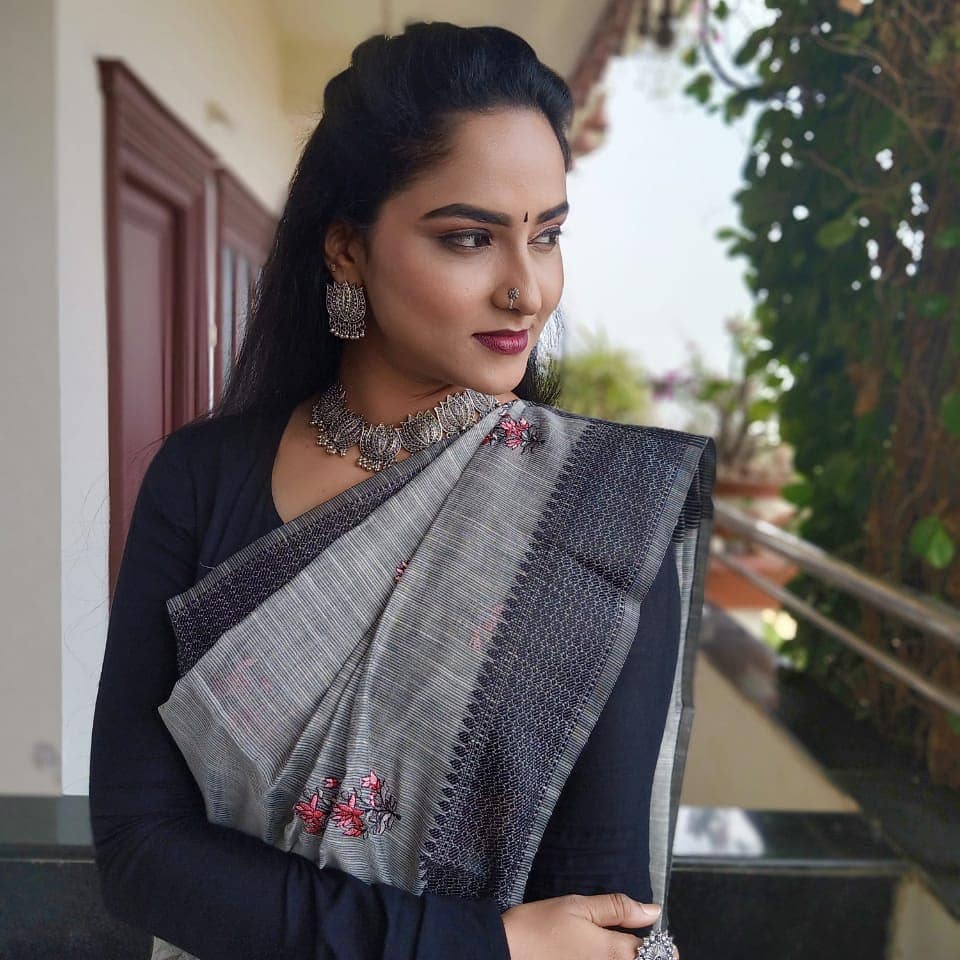 Zee Telugu Tv Anchor Kasi Annapurna In Black Saree Blouse